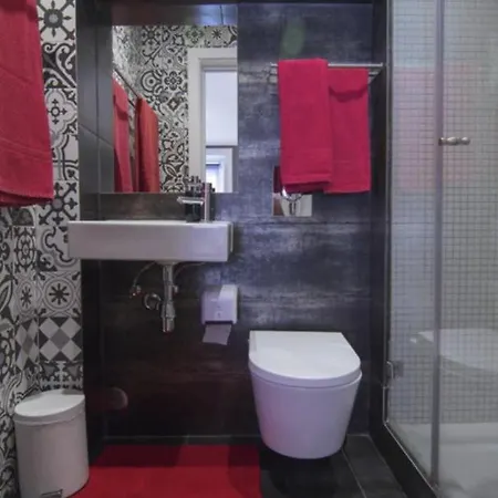 Апартаменты Chiado/bairro Alto 2 Bedroom