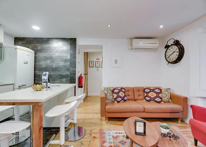 Chiado/bairro Alto 2 Bedroom Lisbon
