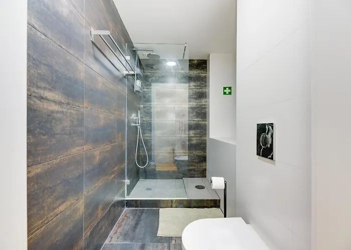 Chiado/bairro Alto 2 Bedroom Lisbon